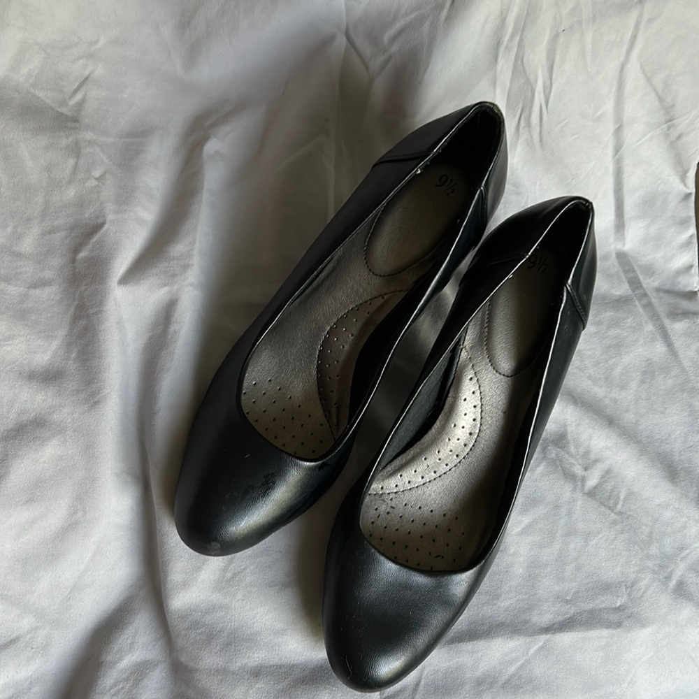 Black heels